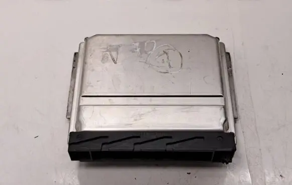 Volvo V70 Engine control unit/module 0281011078 1039500000