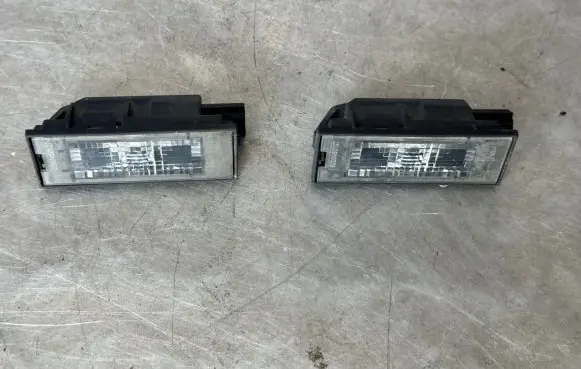 Renault Laguna II Number plate light 8200480127