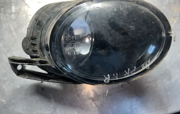 Volkswagen PASSAT B6 Front fog light 27129400