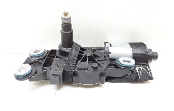 Volvo V70 Rear window wiper motor 30663891