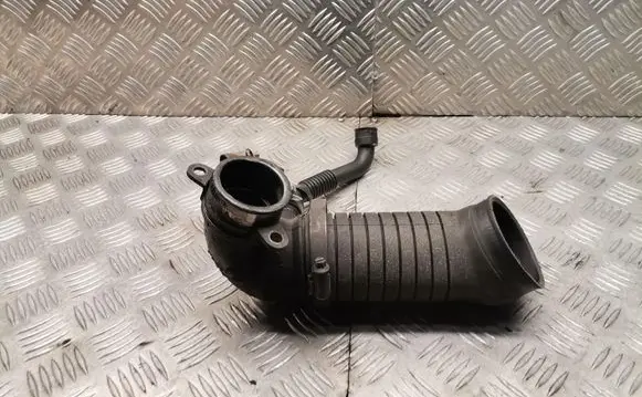 Audi A4 S4 B5 8D Intercooler hose/pipe 8d0129615