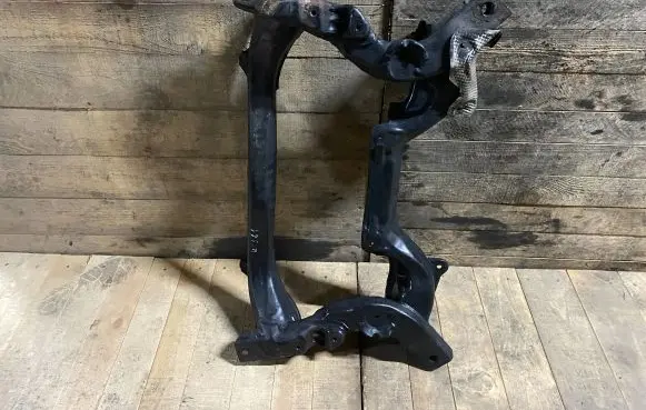 Mercedes-Benz E W211 Front subframe