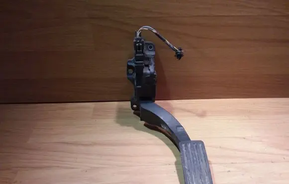 Volvo XC90 Accelerator throttle pedal 6PV00922002 6G929F836CC