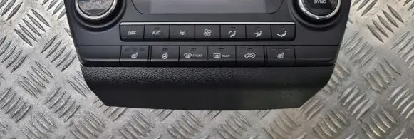 Hyundai Tucson TL Climate control unit