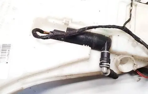 BMW 5 F10 F11 Headlight washer pump 6712721779202