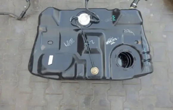 Chrysler Sebring (ST-22 - JR) Fuel tank 1C3A4C6A88N136843