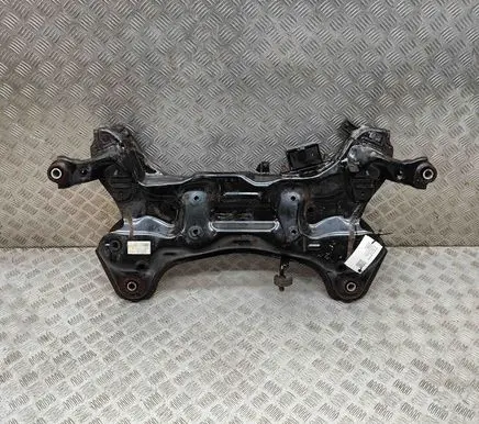 Hyundai i40 Front subframe 624013Z100