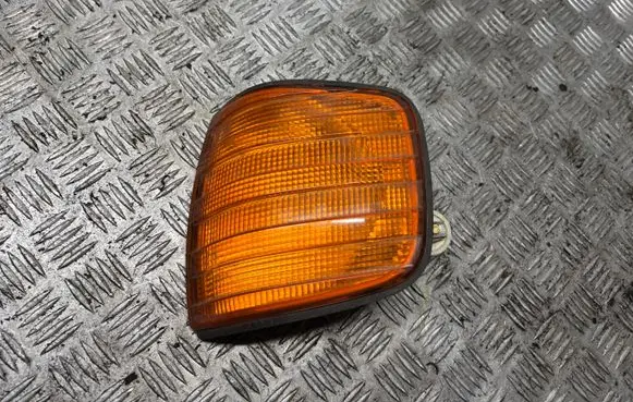 Mercedes-Benz S W126 Front indicator light MIGACZ