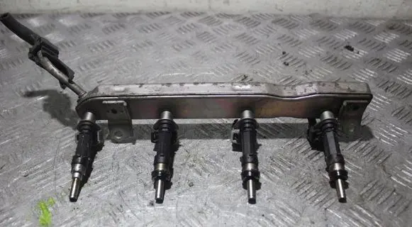 Toyota Corolla E140 E150 Fuel main line pipe 