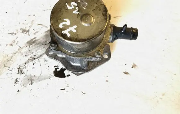 Nissan NV200 Vacuum pump 8201005306C 7006730303 12T1842176