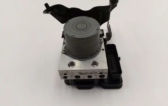 Jaguar F-Pace ABS Pump HK8314F447CG