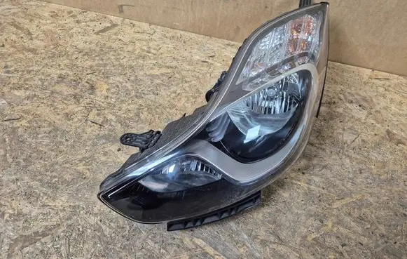 Hyundai ix20 Headlight/headlamp