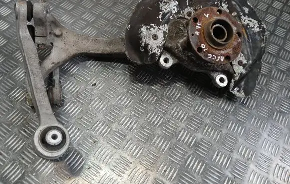 Audi A6 S6 C6 4F Front wheel hub spindle knuckle