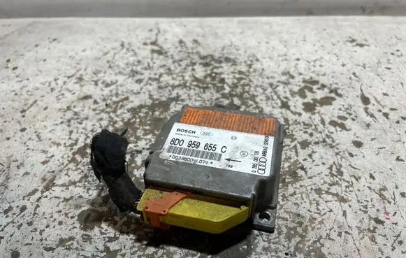 Audi A4 S4 B5 8D Airbag control unit/module 8D0959655C M03AM004L070