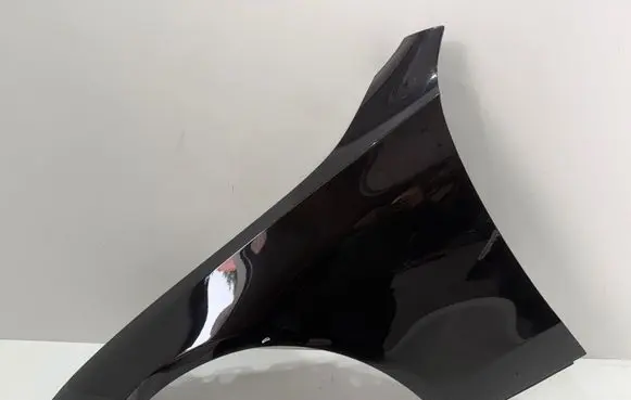 Mercedes-Benz C W206 Fender 