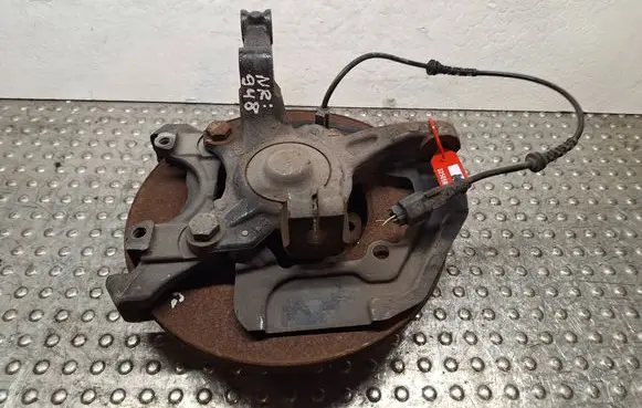 Renault Twingo III Front wheel hub spindle knuckle S25056948 400157575R