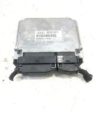 Audi A6 S6 C5 4B Engine control unit/module 3B0907557B 5WP4333