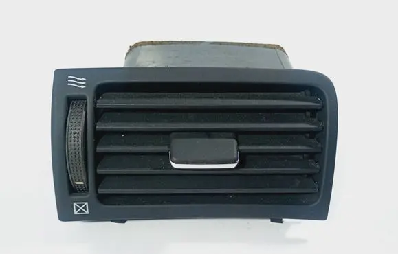 Toyota Avensis T250 Dashboard side air vent grill/cover trim