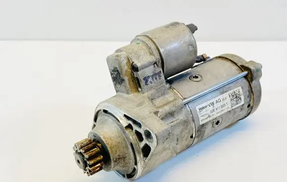 Seat Leon (5F) Starter motor 02E911023T