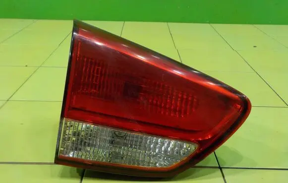 KIA Carens III Rear/tail lights 
