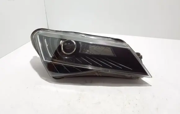 Skoda Superb B8 (3V) Headlight/headlamp 3V1941016A