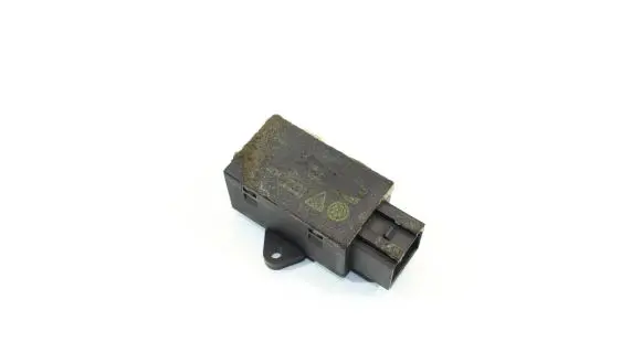 Volkswagen Phaeton Seat heating relay 7L0959772