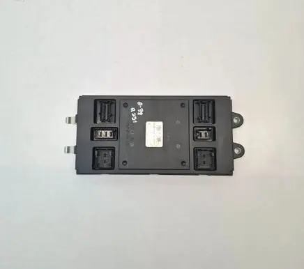 Mercedes-Benz R W251 Central body control module A1645404401