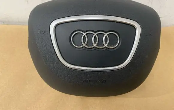 Audi A3 S3 8V Steering wheel airbag 8V0880201AG