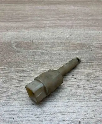 Audi A4 S4 B5 8D Brake pedal sensor switch 4A0945515A