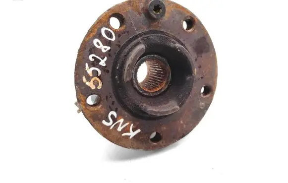 Rear wheel hub