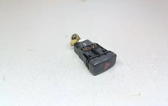 Mazda 626 Hazard light switch 03190000 53200008
