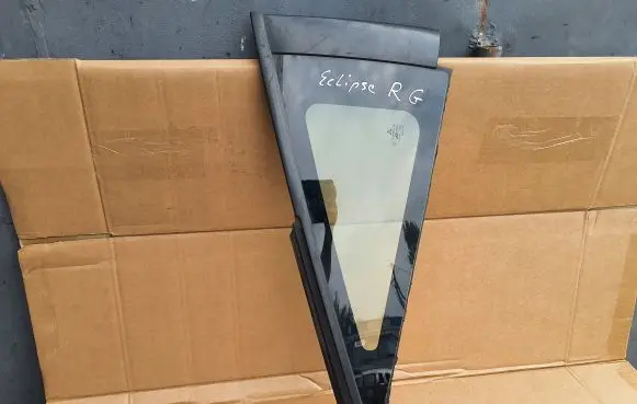 Mitsubishi Eclipse Rear side window