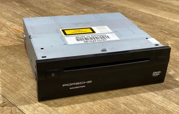 Navigation unit CD/DVD player