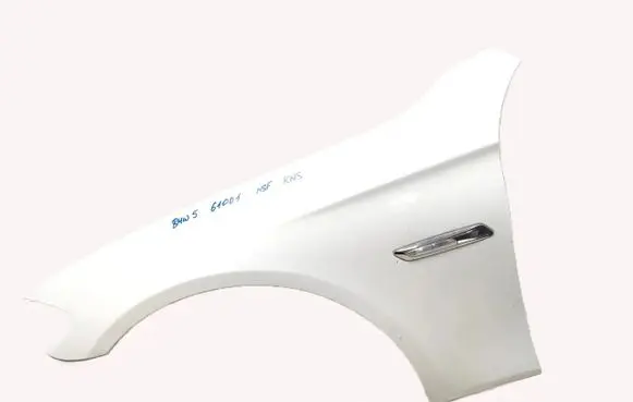 BMW 5 F10 F11 Fender 