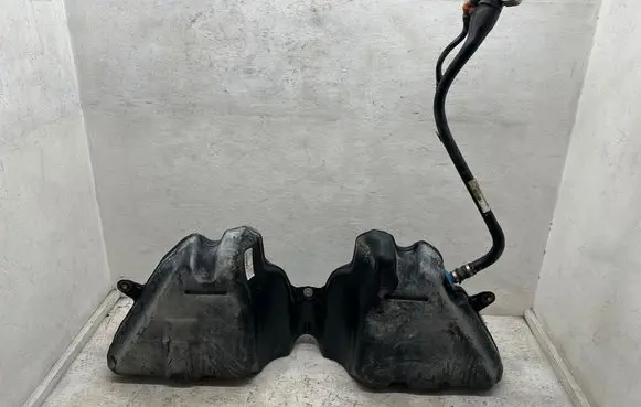 BMW 6 F06 Gran coupe Fuel tank 7308490 TAD09907319 7601609