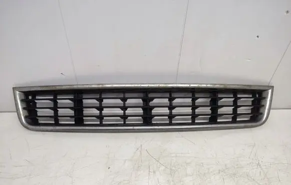 Audi A4 S4 B6 8E 8H Front bumper lower grill 8E0807647