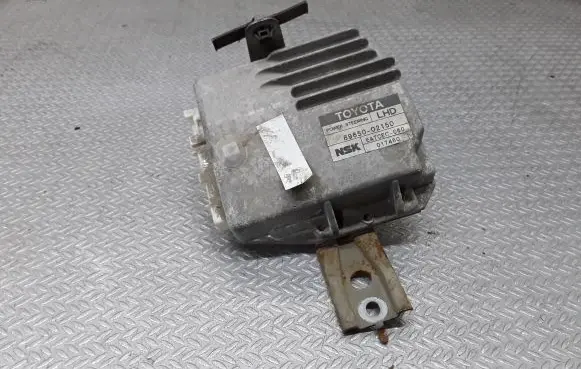 Toyota Corolla E120 E130 Power steering control unit/module 8965002150