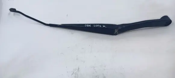 Front wiper blade arm