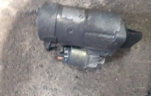 BMW 5 E39 Starter motor