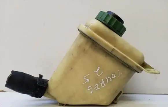 Volkswagen Touareg I Power steering fluid tank/reservoir 7L0422371C