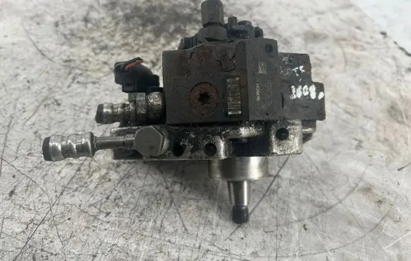 Volkswagen Crafter Fuel injection high pressure pump 0445010125 059130755N
