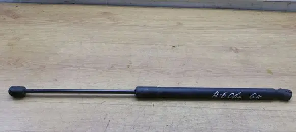 Audi A6 S6 C6 4F Tailgate/trunk strut/damper 4F9827552D