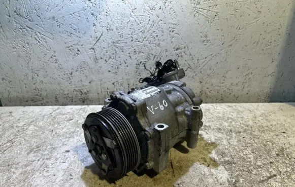 Volvo V60 Air conditioning (A/C) compressor (pump) SD7V161855 31369699 3279906444