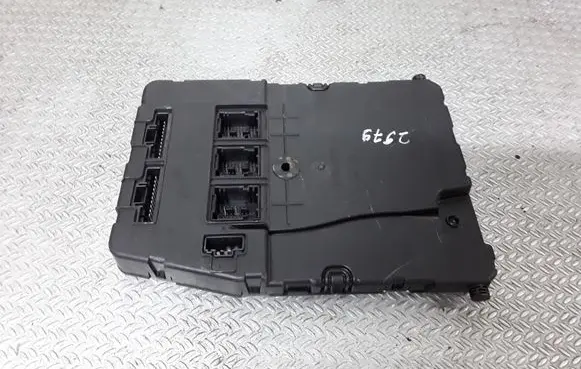 Renault Scenic II - Grand scenic II Comfort/convenience module 8200351183