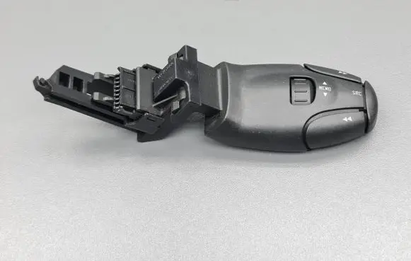 Multifunctional control switch/knob