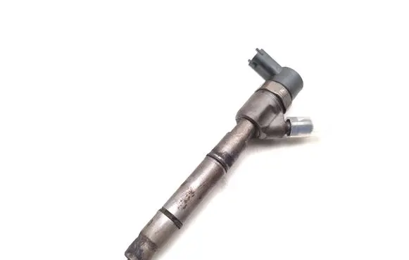 KIA Sportage Fuel injector 338002A800 0445110411