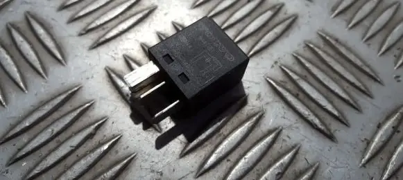 Volvo S80 Other relay 9441161 a4001-x40v23074
