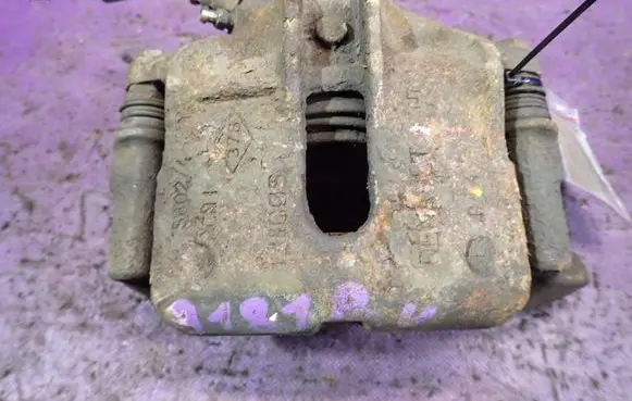 Renault Scenic I Front brake caliper
