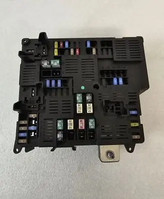 Volvo XC60 Fuse module 32212297