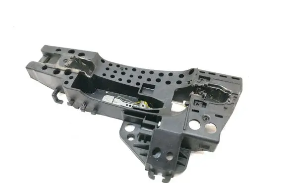 Audi A8 S8 D4 4H Front door exterior handle/bracket 4H0937885